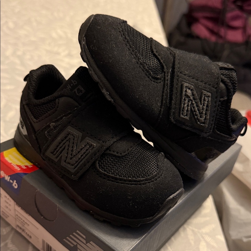 New Balance Kids Black Sneakers with Strap